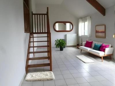 For rent House SAINT-JULIEN-DU-SAULT 