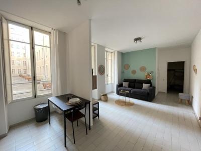 Location Appartement MARSEILLE-2EME-ARRONDISSEMENT 13002