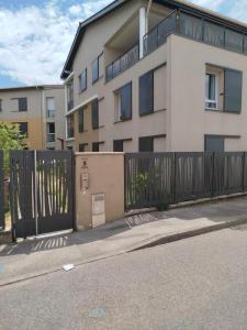 Location Appartement MILLERY  69