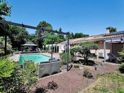 Vente Maison 6 pi�ces SAINT-MORILLON 33650