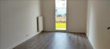 Louer Appartement Sainte-genevieve-des-bois 900 euros