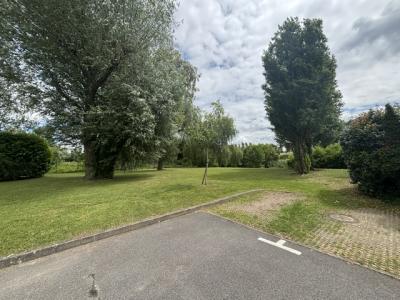 For sale Apartment LAMORLAYE 