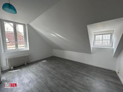 Location Appartement CHAUMONT-EN-VEXIN 60240