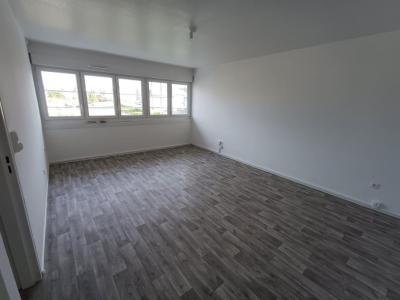 For rent Apartment HOPITAL