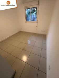 Location Appartement RIVIERE-SAINT-LOUIS 