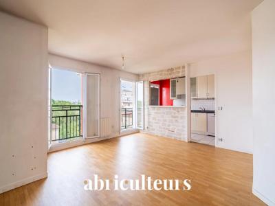 Vente Appartement 4 pièces VILLENEUVE-LA-GARENNE 92390