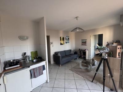 For rent Apartment LYON-7EME-ARRONDISSEMENT  69