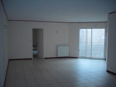 Location Appartement 3 pi�ces REVEL 31250
