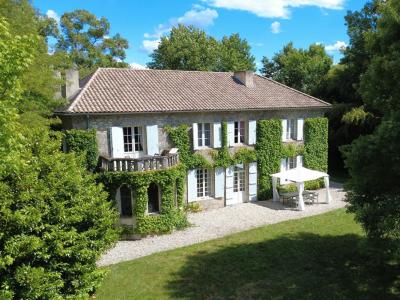 Vente Maison 7 pi�ces LAUZUN 47410