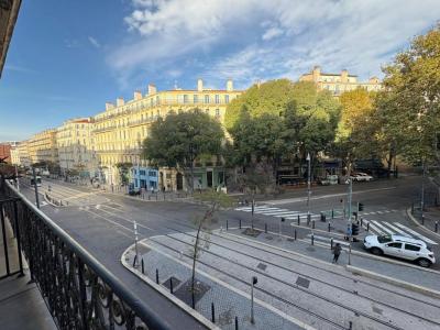 Location Appartement MARSEILLE-2EME-ARRONDISSEMENT 13002