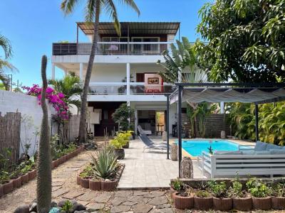 For sale Commerce SAINT-GILLES-LES-BAINS SAINT-PAUL 974