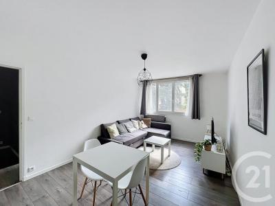 For rent Apartment THIAIS  94