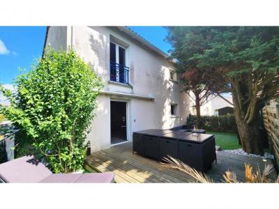 Vente Appartement 3 pièces HAILLAN 33185