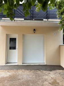 Location Appartement BREUILLET  91