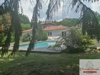 For sale House CARCARES-SAINTE-CROIX 