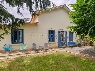 Vente Maison 8 pi�ces CHEF-BOUTONNE 79110
