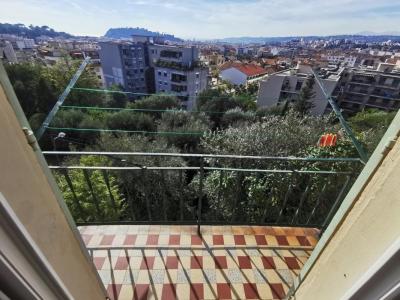 For rent Apartment NICE 