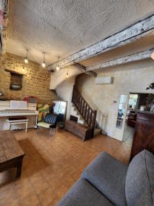 Vente Maison 5 pi�ces CHATEAUNEUF-DU-PAPE 84230