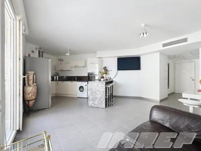Vente Appartement MARSEILLE-8EME-ARRONDISSEMENT 