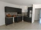 For rent Apartment Robion  84440 67 m2 3 rooms