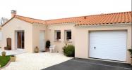 For rent House Valreas  84600 90 m2 4 rooms