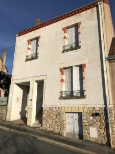 Location Maison 4 pi�ces BUXIERES-LES-MINES 03440