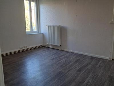 For rent Apartment MARANGE-SILVANGE 