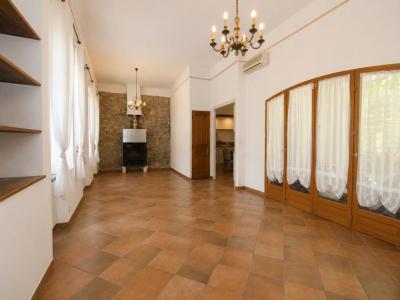 Vente Maison 9 pi�ces PEPIEUX 11700