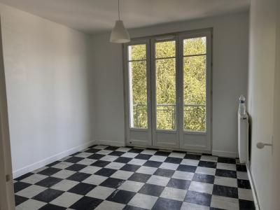 Location Appartement 2 pi�ces LISIEUX 14100