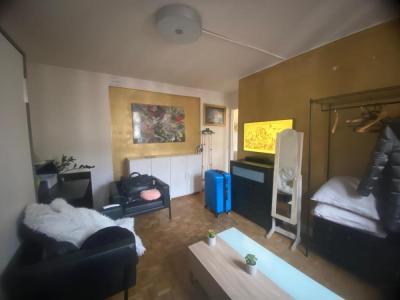 For rent Apartment PARIS-15EME-ARRONDISSEMENT  75