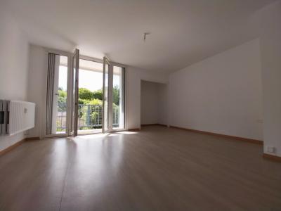 Location Appartement CHEVILLON  52