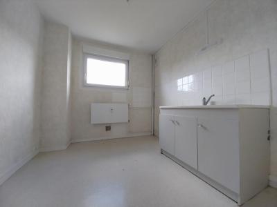 For rent Apartment CHEVILLON 