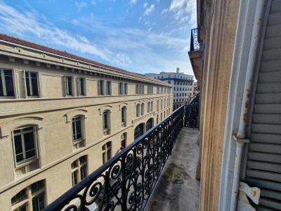 Location Appartement 3 pi�ces MARSEILLE-1ER-ARRONDISSEMENT 13001