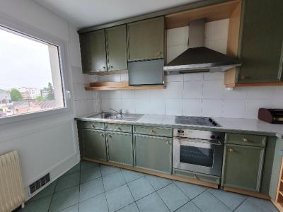 For rent Apartment MONTGERON CENTRE VILLE
