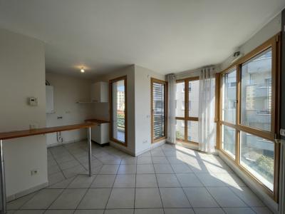 Location Appartement 2 pièces LYON-4EME-ARRONDISSEMENT 69004
