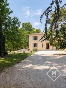 Vente Maison 7 pi�ces CABRIES 13480