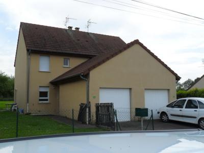 Location Maison 4 pi�ces CHAPELLE-NAUDE 71500