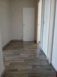 Location Appartement 3 pi�ces CHAZELLES-SUR-LYON 42140