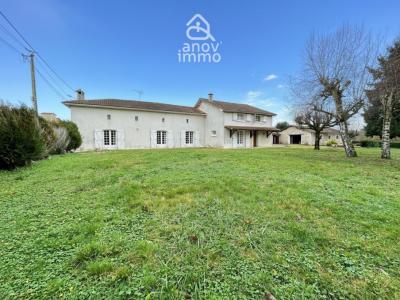 Vente Maison 9 pièces ROCHEFOUCAULD 16110