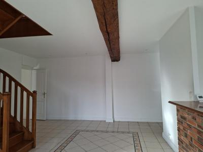 For rent Apartment BORAN-SUR-OISE 