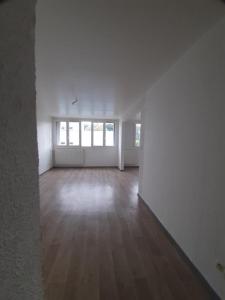 Location Appartement 4 pi�ces LURE 70200