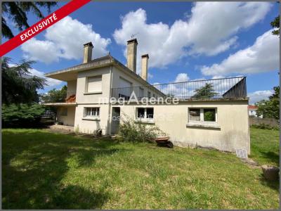 Vente Maison 9 pièces CHALLANS 85300