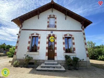 Vente Maison 10 pi�ces GUERCHE-SUR-L'AUBOIS 18150