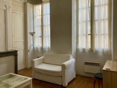 Location Appartement 2 pièces BORDEAUX 33000