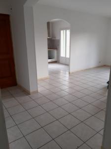 Location Appartement 4 pi�ces VENZOLASCA 20215