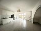 Location Maison Anglade  33390 5 pieces 135 m2
