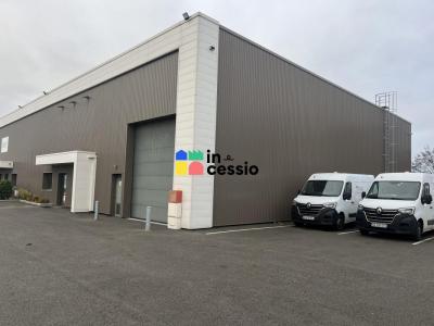 Location Commerce MANS 72100