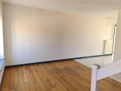 For rent Apartment CREUSOT 