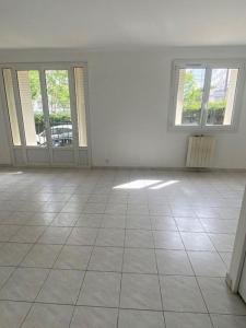 Location Appartement MARSEILLE-9EME-ARRONDISSEMENT 