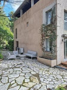 Vente Appartement 5 pièces BEAURECUEIL 13100